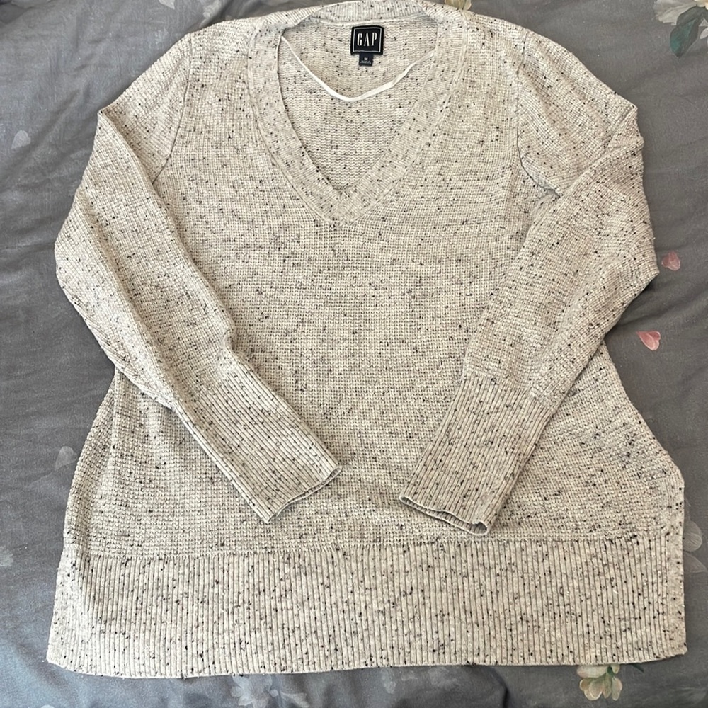 Gap V Neck Sweater